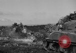 Image flamme réservoir jets Okinawa îles Ryukyu, 1945, de la seconde 12 séquences d'archives historiques vidéo 65675052925