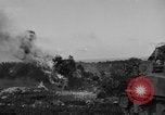 Image flamme réservoir jets Okinawa îles Ryukyu, 1945, de la seconde 23 séquences d'archives historiques vidéo 65675052925