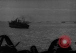 Image général Simon Buckner îles Kerama Océan Pacifique, 1945, de la seconde 60 séquences d'archives historiques vidéo 65675052926