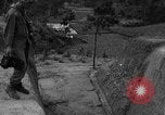 Image les troupes des États-Unis Okinawa îles Ryukyu, 1945, de la seconde 32 séquences d'archives historiques vidéo 65675052936