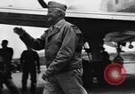 Standbild Marine General Alexander Vandegrift Okinawa Ryukyu Inseln, 1945, aus Sekunde 9 historischem Filmmaterial Videoclip 65675052937