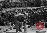 Standbild USA Ordnance Mann Okinawa Ryukyu Inseln, 1945, aus Sekunde 20 historischem Filmmaterial Videoclip 65675052939
