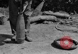 Standbild USA Ordnance Mann Okinawa Ryukyu Inseln, 1945, aus Sekunde 36 historischem Filmmaterial Videoclip 65675052939