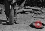 Standbild USA Ordnance Mann Okinawa Ryukyu Inseln, 1945, aus Sekunde 37 historischem Filmmaterial Videoclip 65675052939