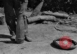 Standbild USA Ordnance Mann Okinawa Ryukyu Inseln, 1945, aus Sekunde 39 historischem Filmmaterial Videoclip 65675052939