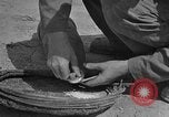 Standbild USA Ordnance Mann Okinawa Ryukyu Inseln, 1945, aus Sekunde 48 historischem Filmmaterial Videoclip 65675052939