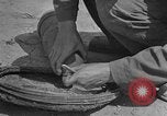 Standbild USA Ordnance Mann Okinawa Ryukyu Inseln, 1945, aus Sekunde 51 historischem Filmmaterial Videoclip 65675052939