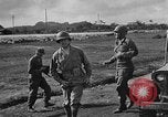 Standbild Allgemeine C Richardson Okinawa Ryukyu Inseln, 1945, aus Sekunde 1 historischem Filmmaterial Videoclip 65675052941