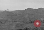 Standbild 306 Infanterie Division 77 Okinawa Ryukyu Inseln, 1945, aus Sekunde 15 historischem Filmmaterial Videoclip 65675052945