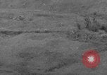 Standbild 306 Infanterie Division 77 Okinawa Ryukyu Inseln, 1945, aus Sekunde 27 historischem Filmmaterial Videoclip 65675052945
