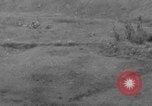 Standbild 306 Infanterie Division 77 Okinawa Ryukyu Inseln, 1945, aus Sekunde 30 historischem Filmmaterial Videoclip 65675052945
