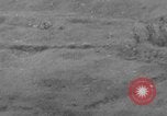 Standbild 306 Infanterie Division 77 Okinawa Ryukyu Inseln, 1945, aus Sekunde 31 historischem Filmmaterial Videoclip 65675052945