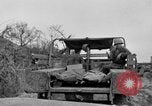 Standbild 306 Infanterie Division 77 Okinawa Ryukyu Inseln, 1945, aus Sekunde 36 historischem Filmmaterial Videoclip 65675052945