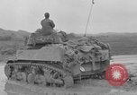 Standbild 306 Infanterie Division 77 Okinawa Ryukyu Inseln, 1945, aus Sekunde 32 historischem Filmmaterial Videoclip 65675052946