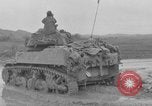 Standbild 306 Infanterie Division 77 Okinawa Ryukyu Inseln, 1945, aus Sekunde 47 historischem Filmmaterial Videoclip 65675052946