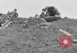 Standbild 306 Infanterie Division 77 Okinawa Ryukyu Inseln, 1945, aus Sekunde 12 historischem Filmmaterial Videoclip 65675052947