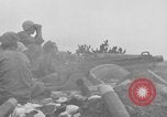 Standbild 306 Infanterie Division 77 Okinawa Ryukyu Inseln, 1945, aus Sekunde 41 historischem Filmmaterial Videoclip 65675052947