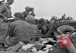 Standbild 306 Infanterie Division 77 Okinawa Ryukyu Inseln, 1945, aus Sekunde 50 historischem Filmmaterial Videoclip 65675052947