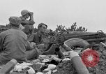 Standbild 306 Infanterie Division 77 Okinawa Ryukyu Inseln, 1945, aus Sekunde 58 historischem Filmmaterial Videoclip 65675052947