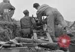 Standbild 306 Infanterie Division 77 Okinawa Ryukyu Inseln, 1945, aus Sekunde 62 historischem Filmmaterial Videoclip 65675052947