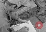 Standbild radiomen Okinawa Ryukyu Inseln, 1945, aus Sekunde 18 historischem Filmmaterial Videoclip 65675052948