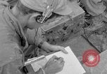 Standbild radiomen Okinawa Ryukyu Inseln, 1945, aus Sekunde 20 historischem Filmmaterial Videoclip 65675052948