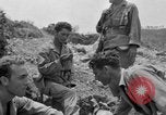 Standbild 305th Infantry Division 77 Yuza Okinawa Ryukyu Inseln, 1945, aus Sekunde 30 historischem Filmmaterial Videoclip 65675052955