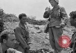 Standbild 305th Infantry Division 77 Yuza Okinawa Ryukyu Inseln, 1945, aus Sekunde 36 historischem Filmmaterial Videoclip 65675052955