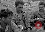 Standbild 305th Infantry Division 77 Yuza Okinawa Ryukyu Inseln, 1945, aus Sekunde 54 historischem Filmmaterial Videoclip 65675052955