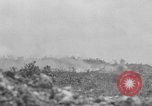 Standbild 305th Infantry Division 77 Yuza Okinawa Ryukyu Inseln, 1945, aus Sekunde 3 historischem Filmmaterial Videoclip 65675052956