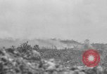 Standbild 305th Infantry Division 77 Yuza Okinawa Ryukyu Inseln, 1945, aus Sekunde 4 historischem Filmmaterial Videoclip 65675052956