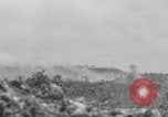 Standbild 305th Infantry Division 77 Yuza Okinawa Ryukyu Inseln, 1945, aus Sekunde 5 historischem Filmmaterial Videoclip 65675052956