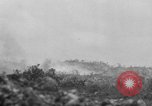 Standbild 305th Infantry Division 77 Yuza Okinawa Ryukyu Inseln, 1945, aus Sekunde 14 historischem Filmmaterial Videoclip 65675052956