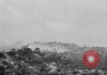 Standbild 305th Infantry Division 77 Yuza Okinawa Ryukyu Inseln, 1945, aus Sekunde 19 historischem Filmmaterial Videoclip 65675052956