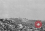 Standbild 305th Infantry Division 77 Yuza Okinawa Ryukyu Inseln, 1945, aus Sekunde 41 historischem Filmmaterial Videoclip 65675052956
