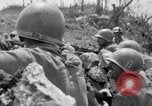 Standbild 305th Infantry Division 77 Yuza Okinawa Ryukyu Inseln, 1945, aus Sekunde 55 historischem Filmmaterial Videoclip 65675052956