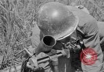 Standbild 305th Infantry Division 77 Yuza Okinawa Ryukyu Inseln, 1945, aus Sekunde 45 historischem Filmmaterial Videoclip 65675052957