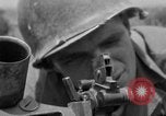 Standbild 305th Infantry Division 77 Yuza Okinawa Ryukyu Inseln, 1945, aus Sekunde 47 historischem Filmmaterial Videoclip 65675052957