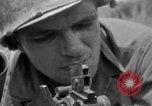 Standbild 305th Infantry Division 77 Yuza Okinawa Ryukyu Inseln, 1945, aus Sekunde 59 historischem Filmmaterial Videoclip 65675052957