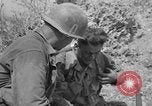 Image 305e Infantry 77e Division Yuza Okinawa îles Ryukyu, 1945, de la seconde 15 séquences d'archives historiques vidéo 65675052958