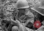 Image 305e Infantry 77e Division Yuza Okinawa îles Ryukyu, 1945, de la seconde 28 séquences d'archives historiques vidéo 65675052958