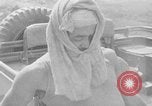 Image États-Unis 96e Division Yuza Okinawa îles Ryukyu, 1945, de la seconde 1 séquences d'archives historiques vidéo 65675052959