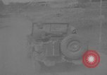 Image États-Unis 96e Division Yuza Okinawa îles Ryukyu, 1945, de la seconde 16 séquences d'archives historiques vidéo 65675052959