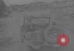 Image États-Unis 96e Division Yuza Okinawa îles Ryukyu, 1945, de la seconde 20 séquences d'archives historiques vidéo 65675052959
