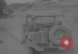 Image États-Unis 96e Division Yuza Okinawa îles Ryukyu, 1945, de la seconde 21 séquences d'archives historiques vidéo 65675052959