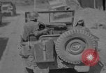 Image États-Unis 96e Division Yuza Okinawa îles Ryukyu, 1945, de la seconde 30 séquences d'archives historiques vidéo 65675052959