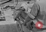 Image États-Unis 96e Division Yuza Okinawa îles Ryukyu, 1945, de la seconde 60 séquences d'archives historiques vidéo 65675052959