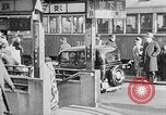 Image peuple japonais Tokyo Japon, 1943, de la seconde 34 séquences d'archives historiques vidéo 65675052992