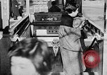 Image peuple japonais Tokyo Japon, 1943, de la seconde 55 séquences d'archives historiques vidéo 65675052992