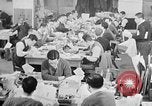 Immagine di Giornale giapponese camera Tokyo Giappone, 1943, secondo 6 filmato di repertorio 65675052994